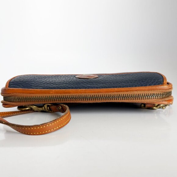 Dooney & Bourke Convertible Belt Bag Crossbody Bag All Weather Leather Vintage - Picture 7 of 11